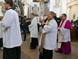 Diözesale Aussendung der Sternsinger im Hohen Dom zu Fulda (Foto:Karl-Franz Thiede)